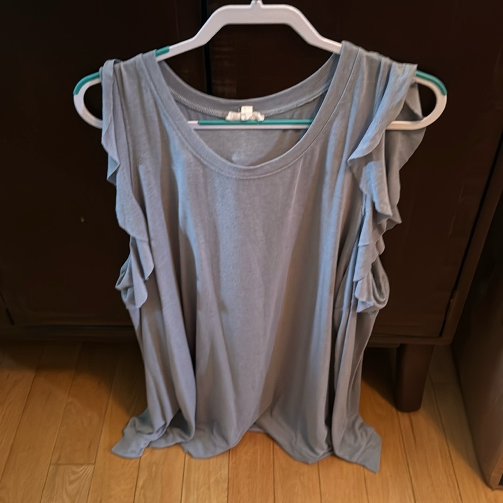 Open shoulder long sleeve blouse